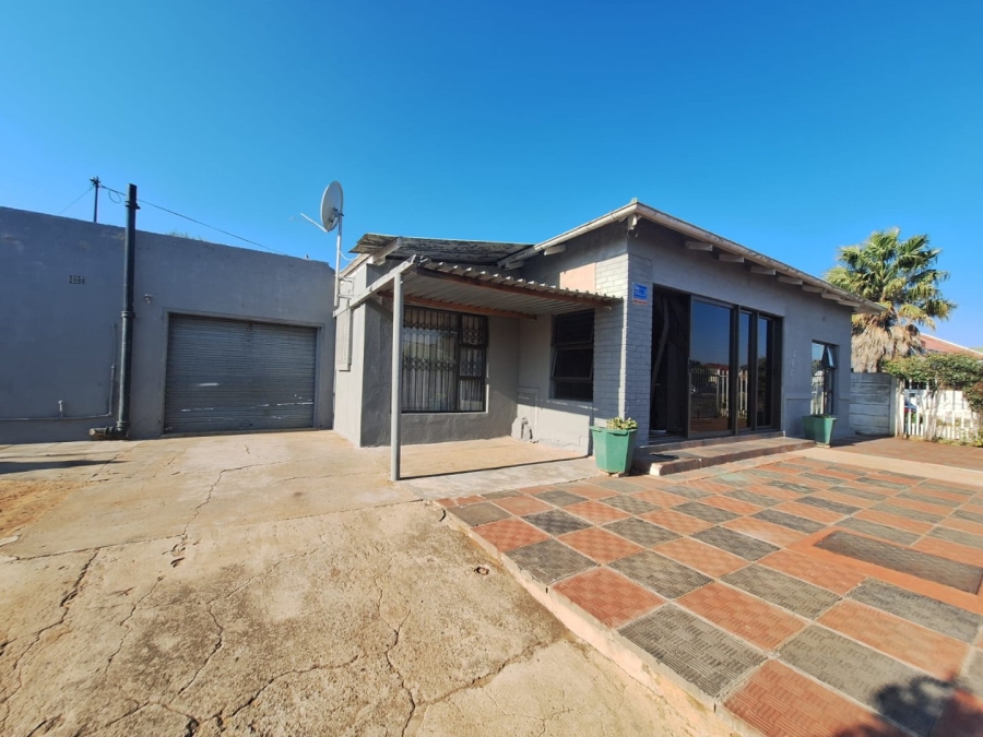 3 Bedroom Property for Sale in Utility Northern Cape
